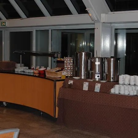 Amiraute Golf Deauville 3* Тук