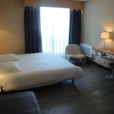 Amiraute Golf Deauville Тук